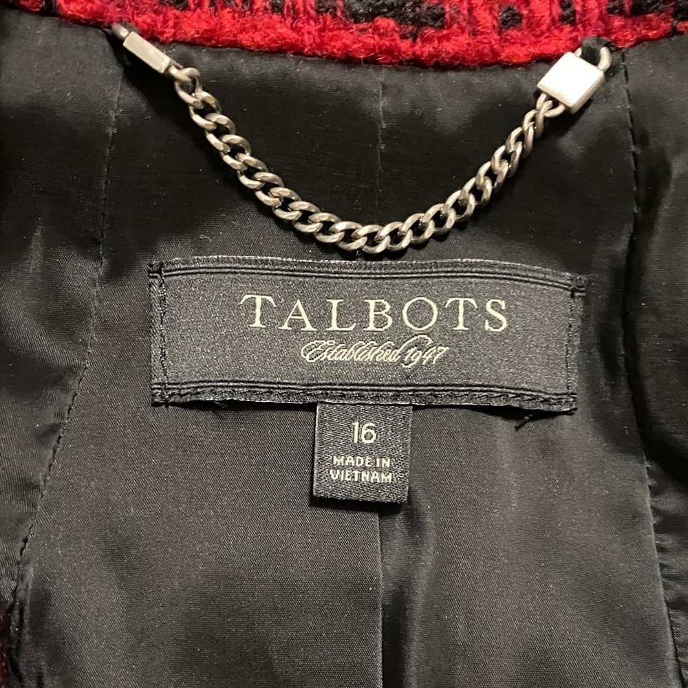 Talbots Red and Black Plaid Wool Suit Coat in Size 16. Fully Lined. - Picture 4 of 10